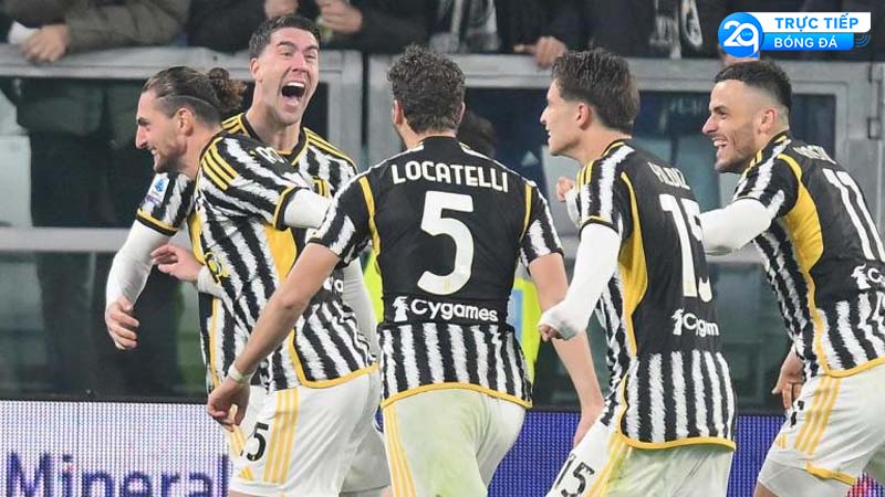 juventus-vs-psv-eindhoven-17-9-4